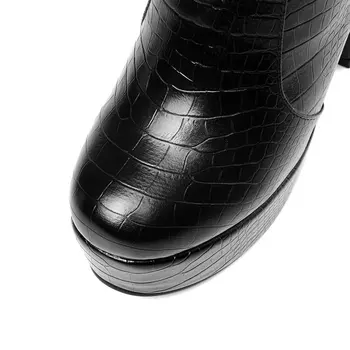 QUTAA 2020 Platformo PU Usnje Škornji Krog Toe Toplo Krzno Zimske Ženske Čevlje Zadrgo Kvadratnih Visoke Pete Kratek Škornji Velikosti 34-43