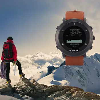 Sunroad Moške Digitalni Smart GPS Srčni utrip Športna ura s Barometer Višinomer, Kompas Nepremočljiva Usb Polnite na prostem Plavati, Teči