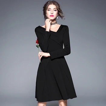 Visoka kakovost jesen pomlad Retro Hepburn slog Proti-vrat dolgo sleeved ulične blagovne znamke ženske ženske Črno obleko nagnjena rami